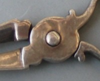 tea tongs hinge