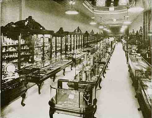 J.E. Caldwell & Co at 902 Chestnut Street in 1908
