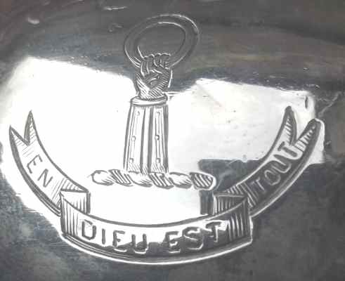 family crest: CONOLLY