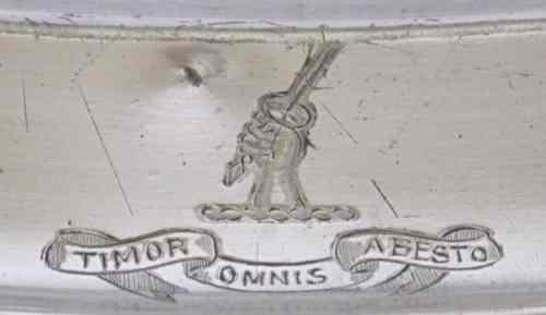 M'Nab family crest