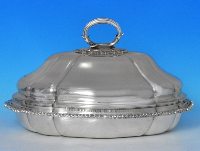 oval entre dish with cover