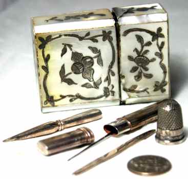 etui with sewing implements
