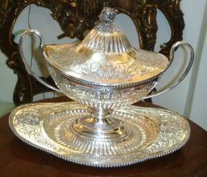 Oval tureen, Brazil 833/1000 silver Oval tureen, Brazil 833/1000 silver