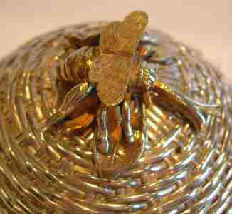 behive honey-pot: bee finial detail