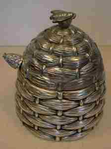 behive honey-pot