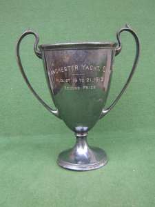 Silverplate mark of MARTIN HALL & CO Silverplate mark of MARTIN HALL & CO