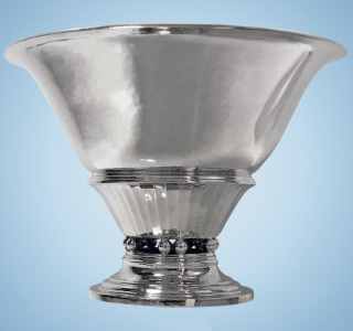 Anton Michelsen: silver vase