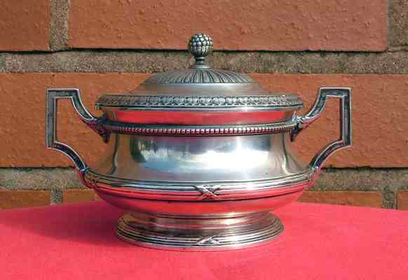 A high-quality silver-plated (Alpacca-Silber I) sugar bowl with a cover, issued by BMF Arthur Krupp between 1935 and 1938