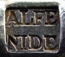 The rectangular box with the inscription ALFNIDE, used by Manufacture de L'Alfnide between 1890 and 1920