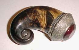 Scottish snuff mull with silver lid and Cairgorn