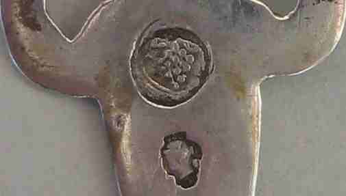 silver hair pin 'spadinn': hallmarks
