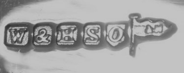Walker & Hall silverplate mark 'omicron', flag type A, shield type 2