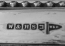 Walker & Hall silverplate mark 'possibly Hebrew letter Vet', flag type B, shield type 2