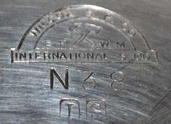 Wilcox 'half circle' mark used from 1921 and registered 1923