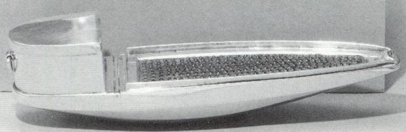 shallow boat form nutneg grater shallow boat form nutneg grater