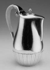Covered jug
pattern Cosmos
designer Johan Rhode
c.1930 Covered jug
pattern Cosmos
designer Johan Rhode
c.1930