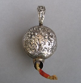 Continental silver bougie-box