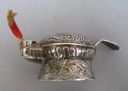 Continental silver bougie-box
